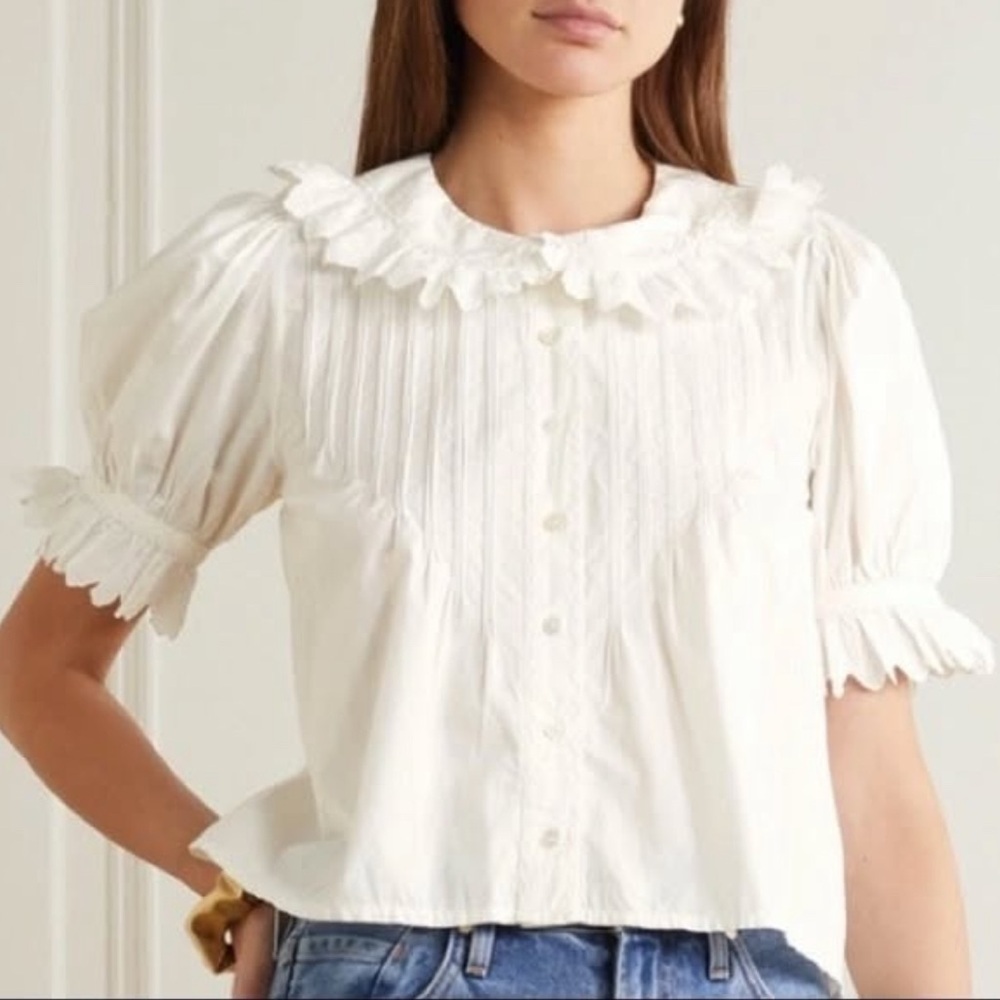 Doen Cream Blouse with Ruffle Detail